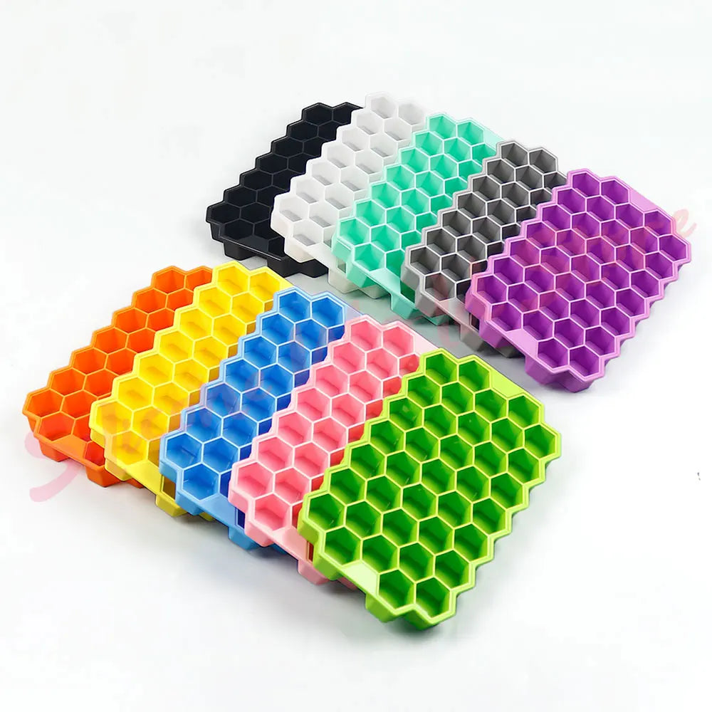 Honeycomb Silicone Ice Cube Tray with Lid – 37 Cavities