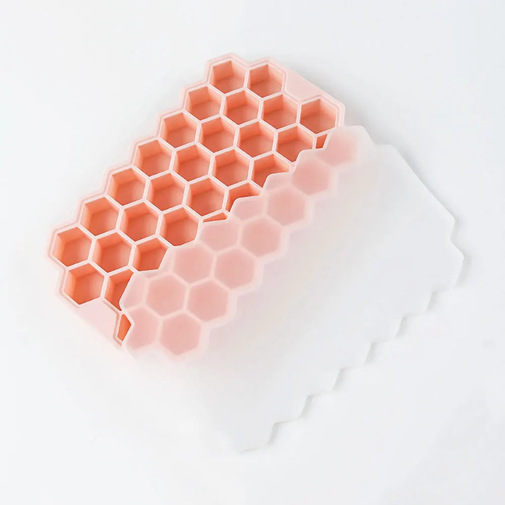 Honeycomb Silicone Ice Cube Tray with Lid – 37 Cavities