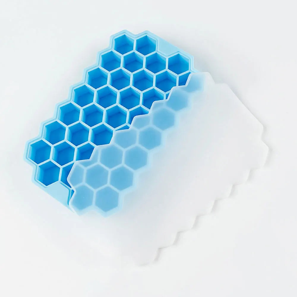 Honeycomb Silicone Ice Cube Tray with Lid – 37 Cavities
